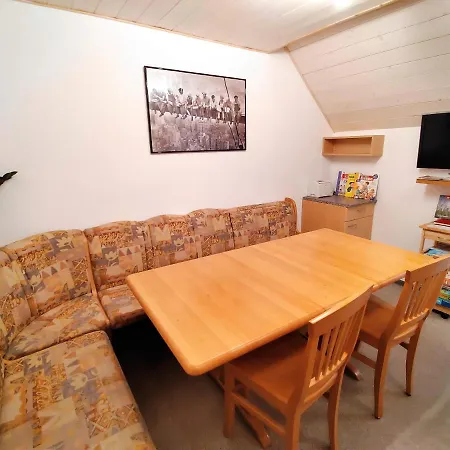 Bodensee Haus Am Geissbock Меккенбойрен